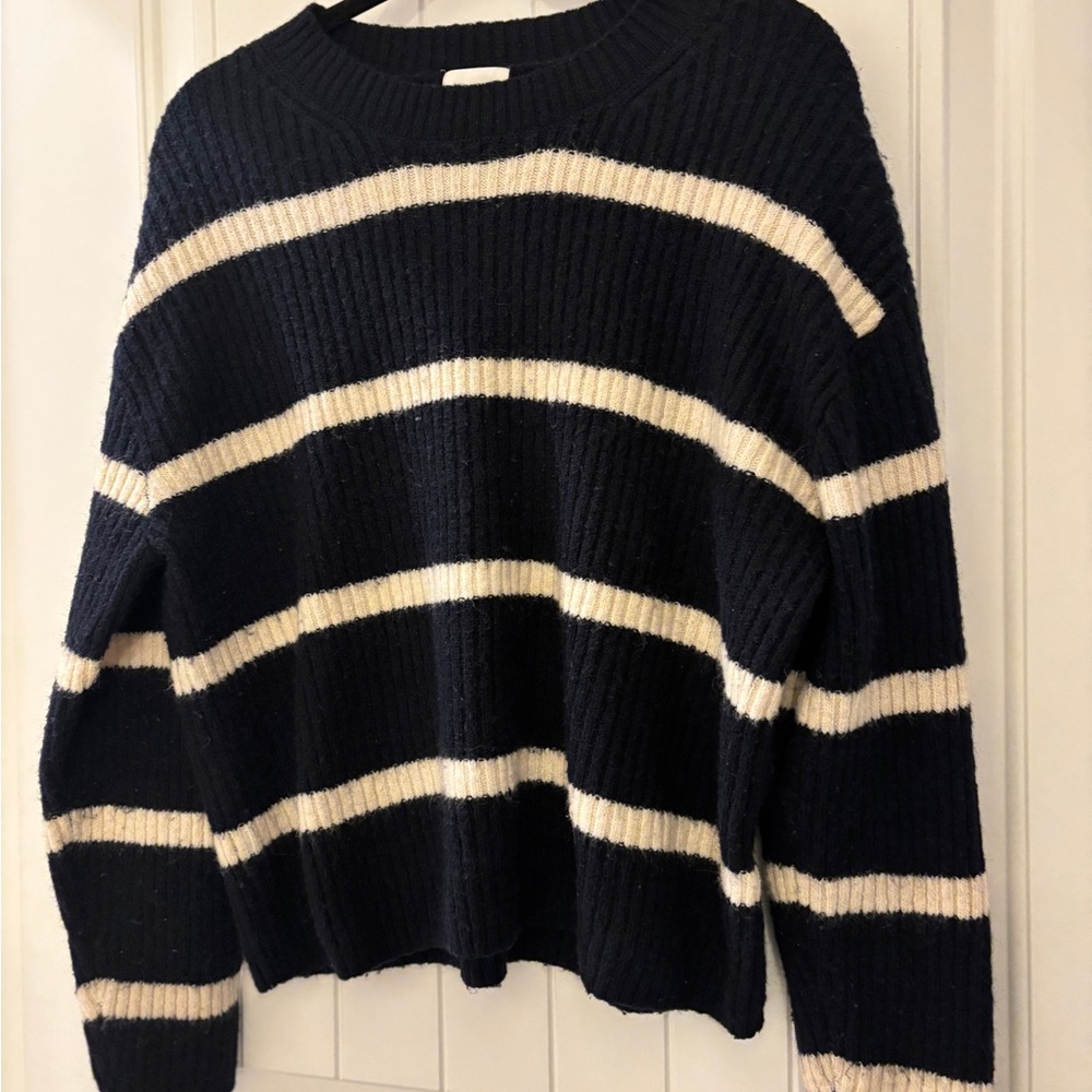 H&M Navy and Cream Striped Knit Sweater LARGE - Picture 6 of 6